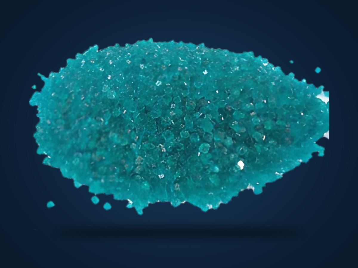 Green nickel sulphate crystals used in Watts nickel plating baths